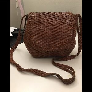 VECCHI By Hamilton Hodge CROSS BODY SADDLE BAG